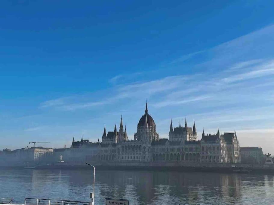 Buda Castle Charming 2 Bedrooms Apartment