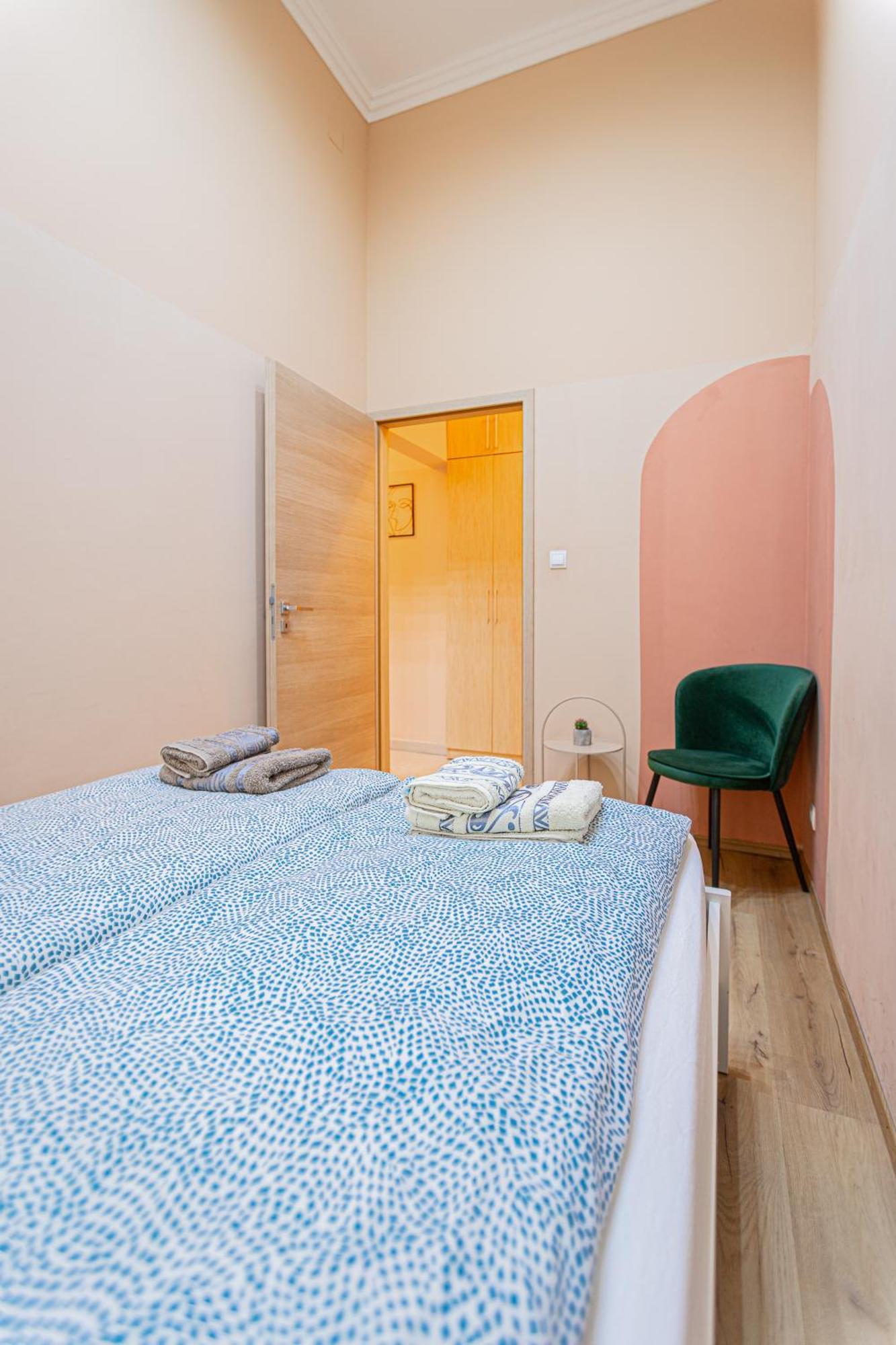 Buda Castle Charming 2 Bedrooms * Budapest